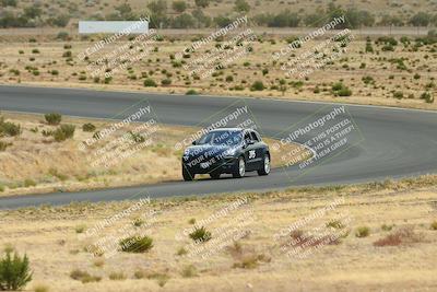 media/Jun-01-2025-CalClub SCCA (Sun) [[eae223c5dd]]/Group 1/Track Event 6/